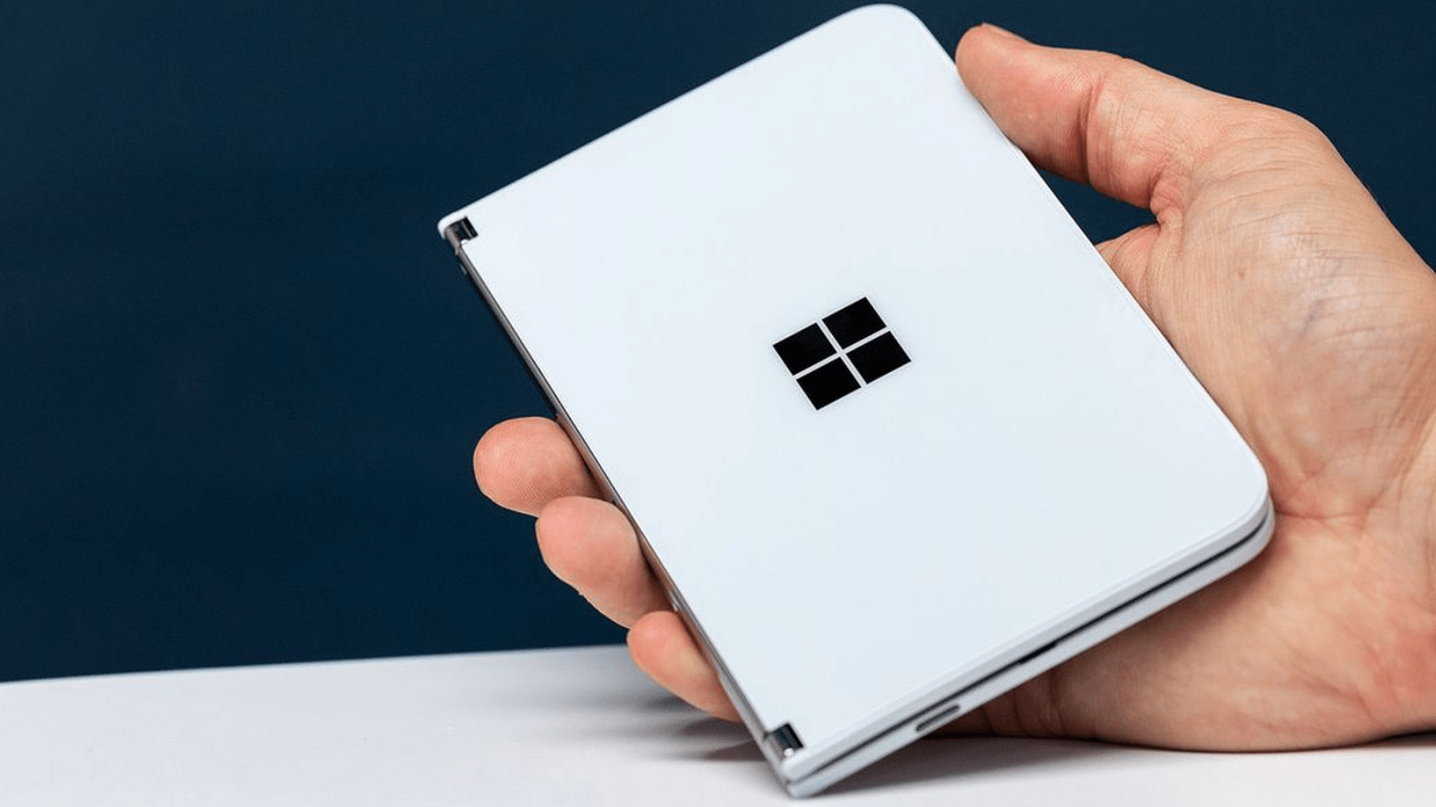 Microsoft’un Katlanabilir Telefon Patenti Onaylandı!