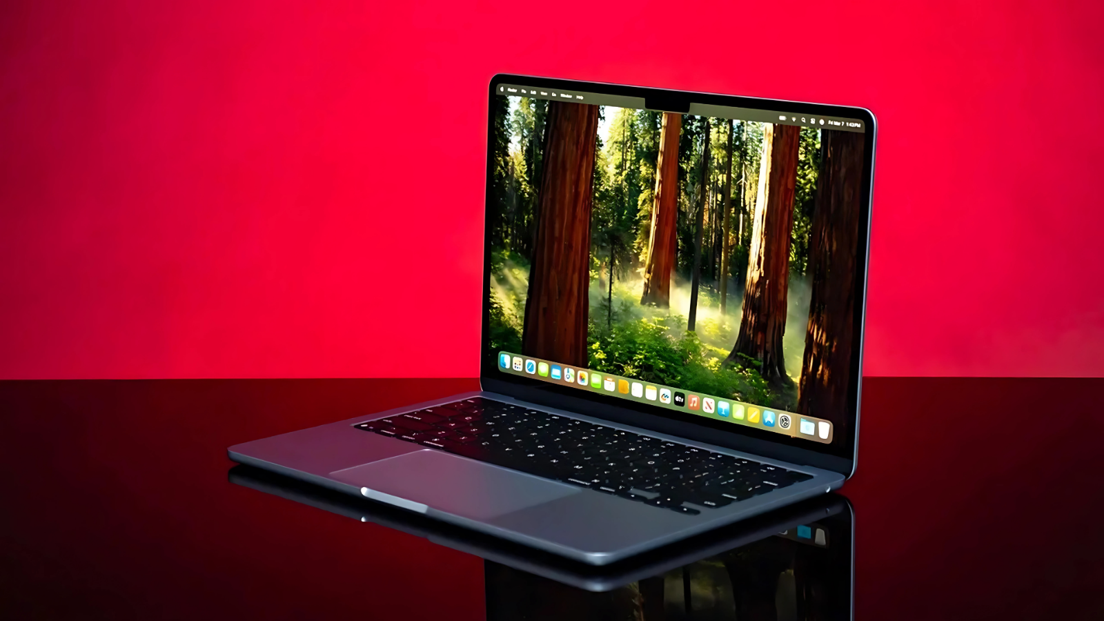 MacBook Air 13 (M4) Tanıtıldı: Daha Güçlü, Daha Hafif